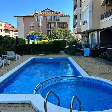 Apartament Eli3 *