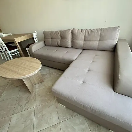 Apartament Eli3 *